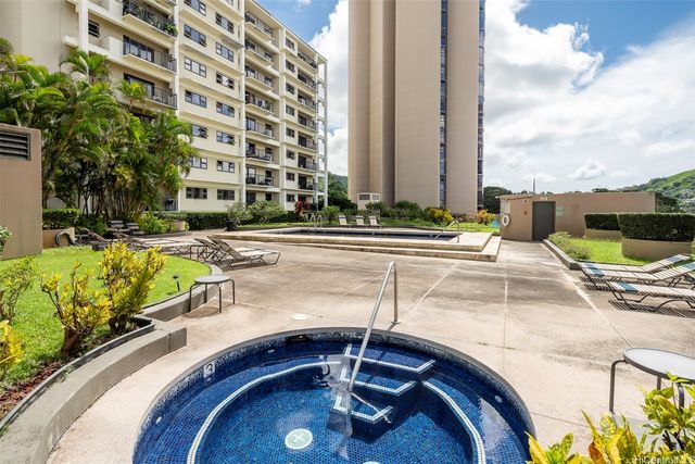 38 S Judd Street II-21B, Honolulu, HI 96817