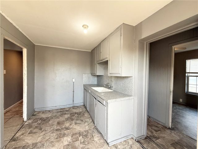 512 14th St, Corpus Christi, TX 78401