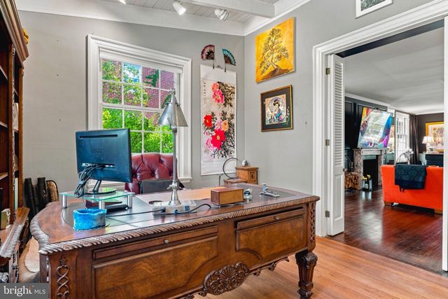 10 W LAKE AVE, Baltimore, MD 21210