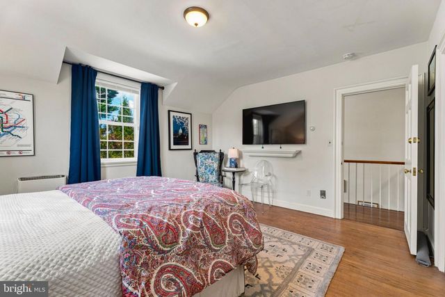10 W LAKE AVE, Baltimore, MD 21210
