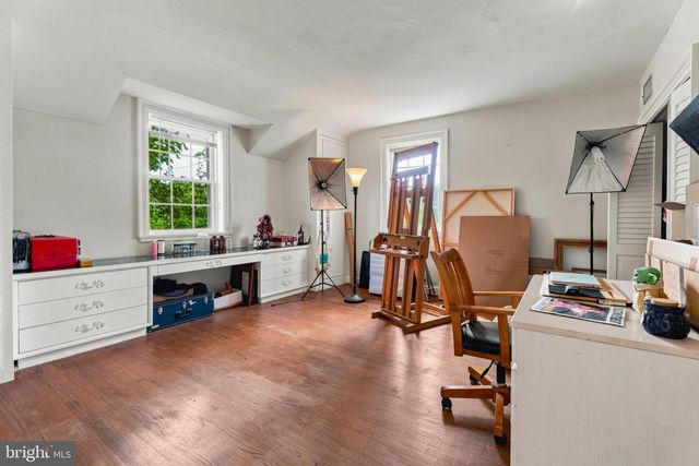 10 W LAKE AVE, Baltimore, MD 21210
