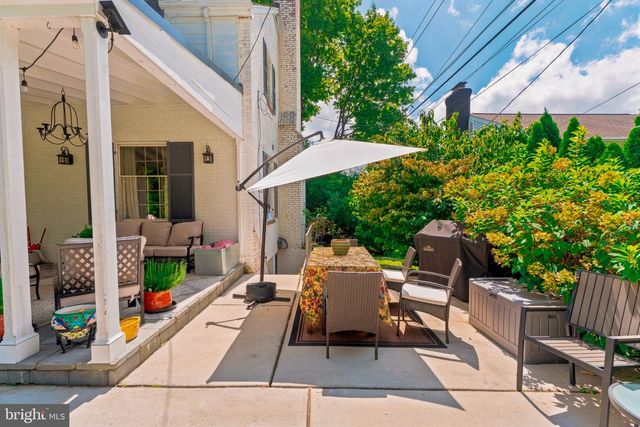 10 W LAKE AVE, Baltimore, MD 21210