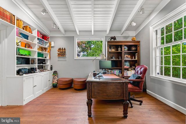 10 W LAKE AVE, Baltimore, MD 21210