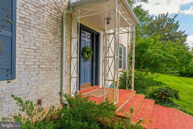 10 W LAKE AVE, Baltimore, MD 21210