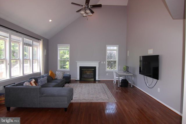 25783 FENIAN CT, Chantilly, VA 20152