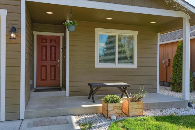 6206 E 7th Ln, Spokane Valley, WA 99212