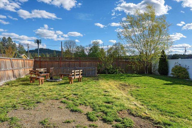 6206 E 7th Ln, Spokane Valley, WA 99212