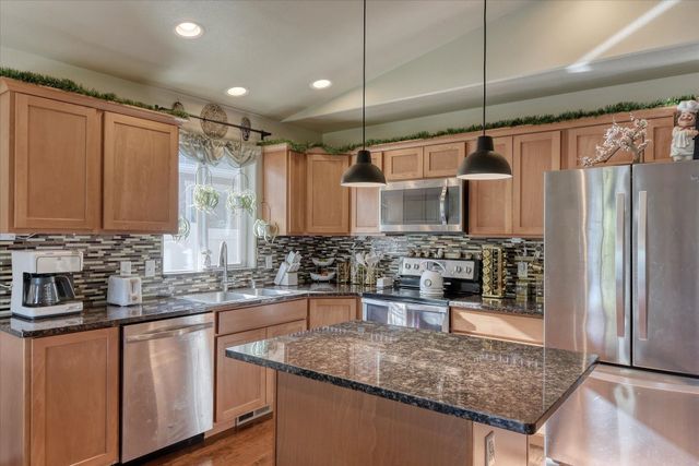 6206 E 7th Ln, Spokane Valley, WA 99212