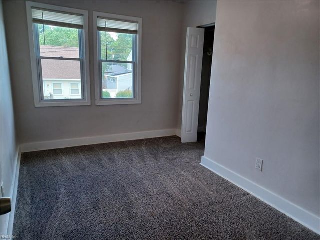 78 Farragut ST, Portsmouth, VA 23702