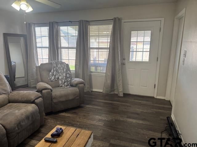 1112 Woodlands Park Drive, Lindale, TX 75771