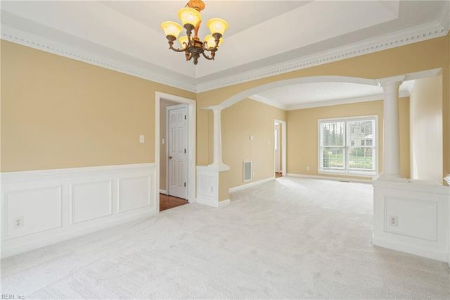 8 Wornom Farm RD, Poquoson, VA 23662