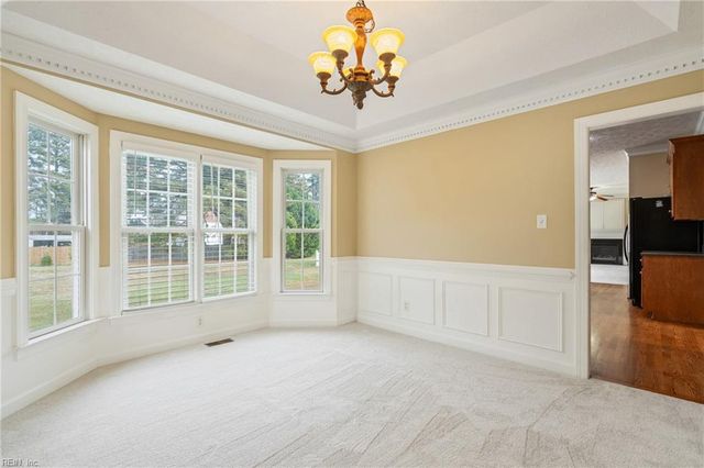 8 Wornom Farm RD, Poquoson, VA 23662