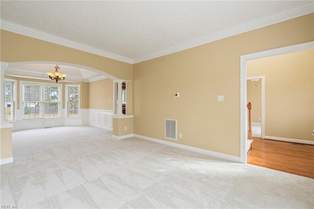 8 Wornom Farm RD, Poquoson, VA 23662