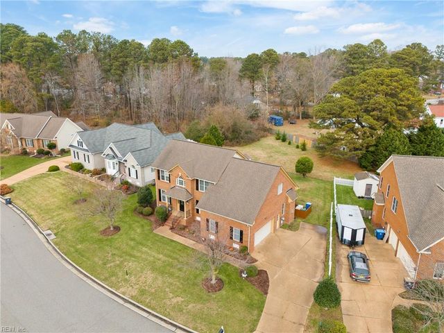 8 Wornom Farm RD, Poquoson, VA 23662