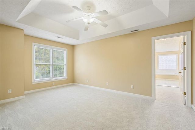 8 Wornom Farm RD, Poquoson, VA 23662