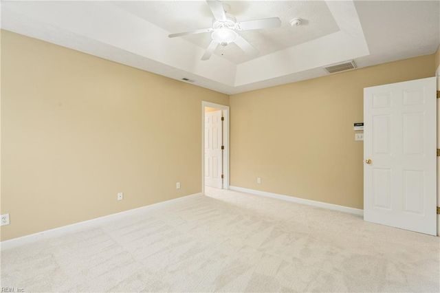 8 Wornom Farm RD, Poquoson, VA 23662