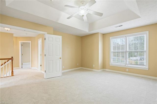 8 Wornom Farm RD, Poquoson, VA 23662