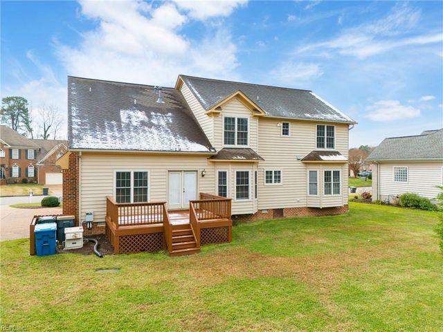 8 Wornom Farm RD, Poquoson, VA 23662