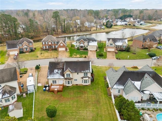 8 Wornom Farm RD, Poquoson, VA 23662