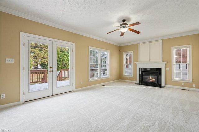 8 Wornom Farm RD, Poquoson, VA 23662