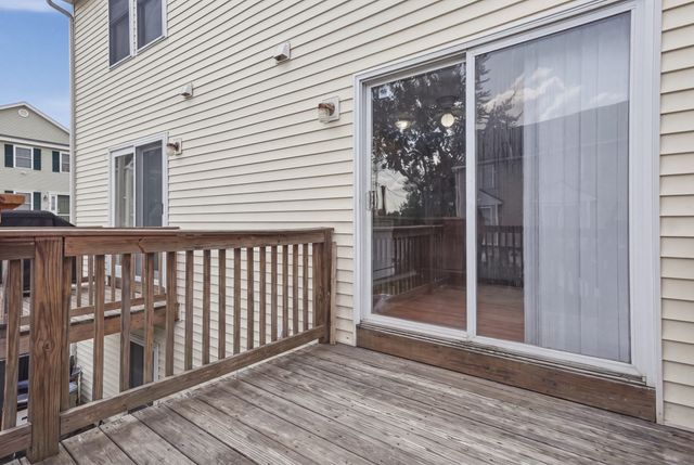 60 Liberty Street 2, Lowell, MA 01851