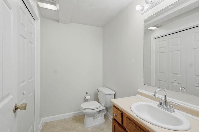 60 Liberty Street 2, Lowell, MA 01851