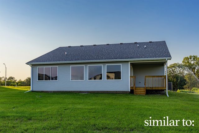 16318 Ironwood Lane, Urbandale, IA 50323