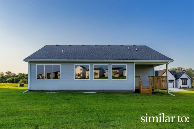 16318 Ironwood Lane, Urbandale, IA 50323