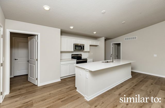 16318 Ironwood Lane, Urbandale, IA 50323