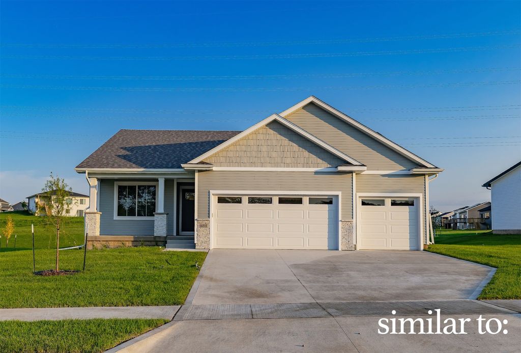 16318 Ironwood Lane, Urbandale, IA 50323