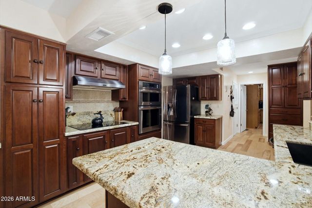 13422 W ASHWOOD Drive, Sun City West, AZ 85375