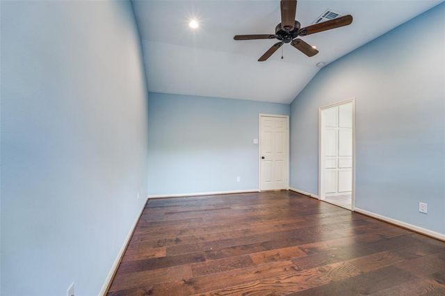 226 Squires Bend, Stafford, TX 77477