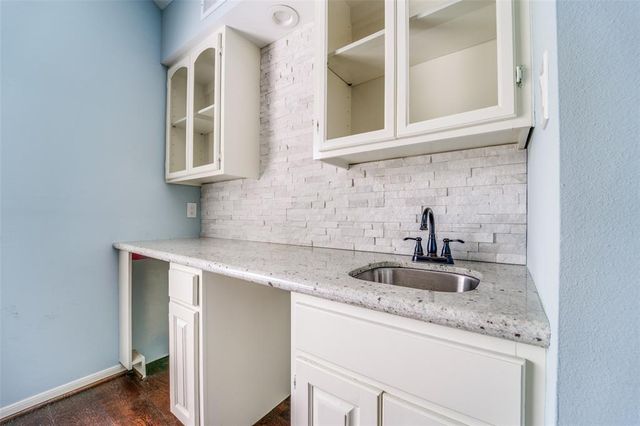 226 Squires Bend, Stafford, TX 77477