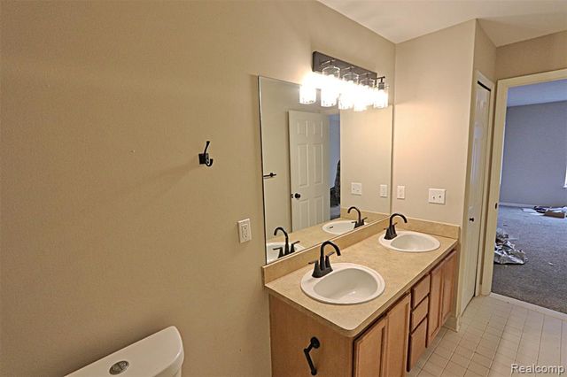 42759 Leon Drive 155, Belleville, MI 48111