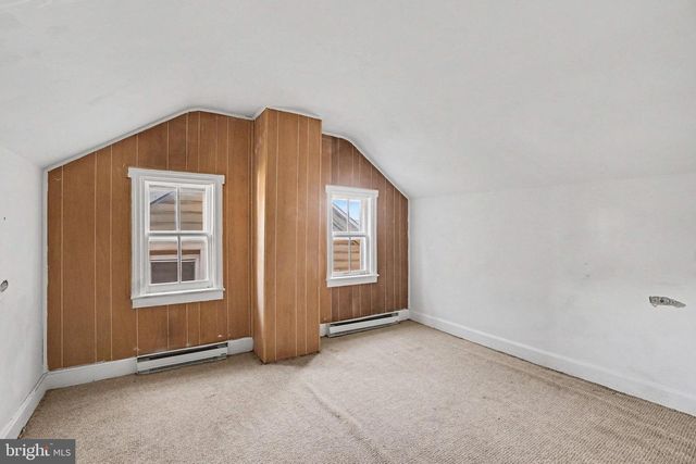 406 E WICONISCO AVE, Tower City, PA 17980