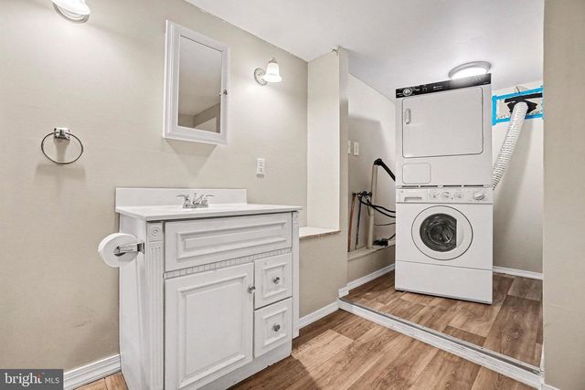 406 E WICONISCO AVE, Tower City, PA 17980