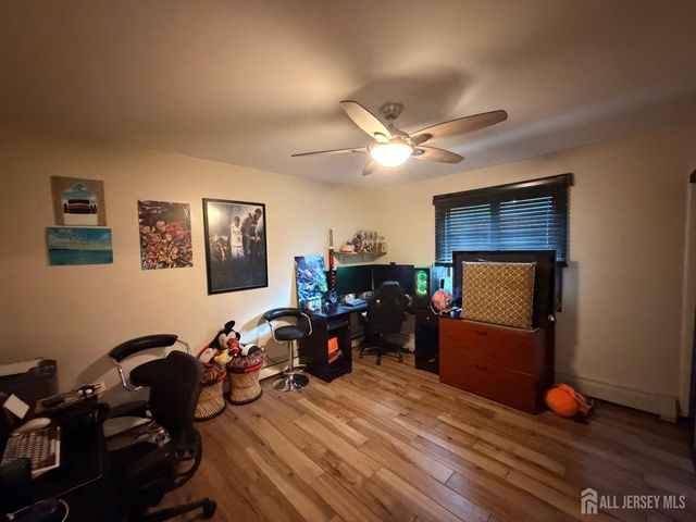 36 Cambridge Road, Edison, NJ 08817