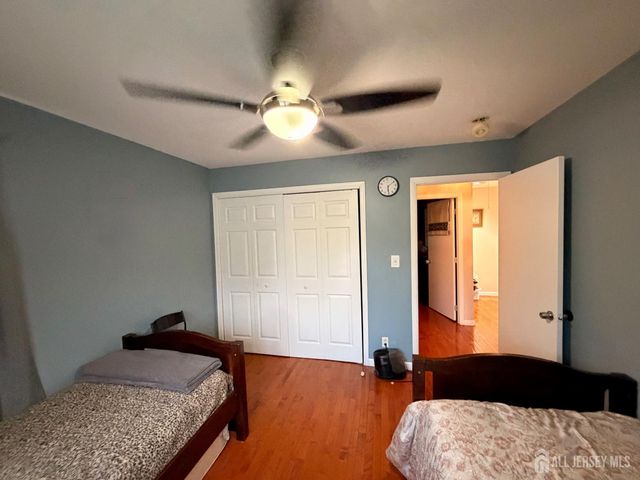 36 Cambridge Road, Edison, NJ 08817