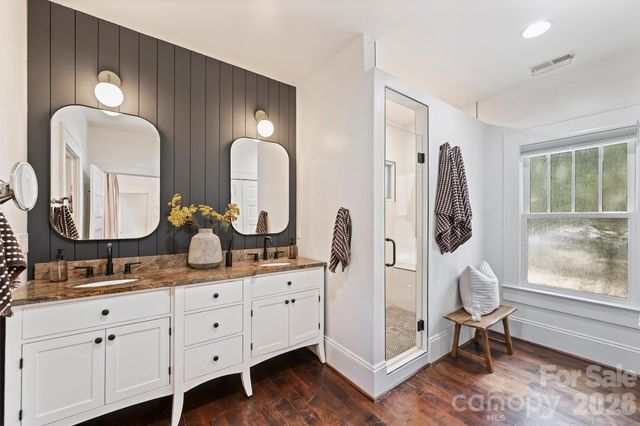 1720 Thomas Avenue, Charlotte, NC 28205