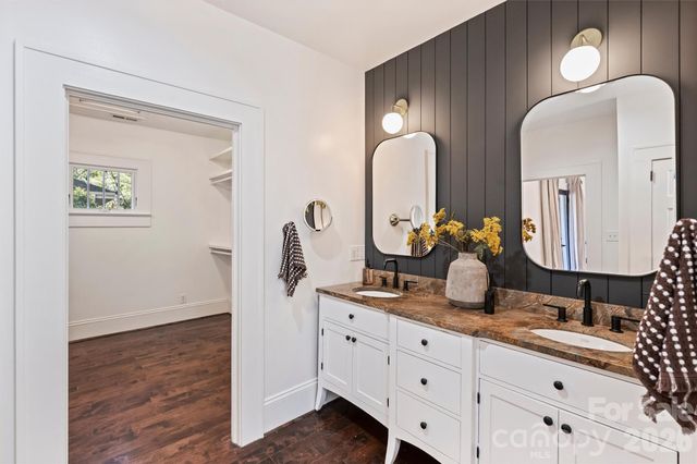 1720 Thomas Avenue, Charlotte, NC 28205