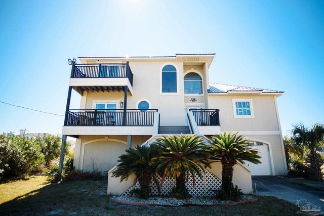 706 Via Deluna Dr, Pensacola Beach, FL 32561