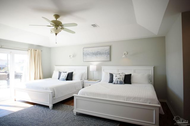 706 Via Deluna Dr, Pensacola Beach, FL 32561