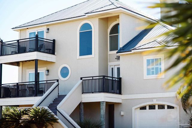 706 Via Deluna Dr, Pensacola Beach, FL 32561
