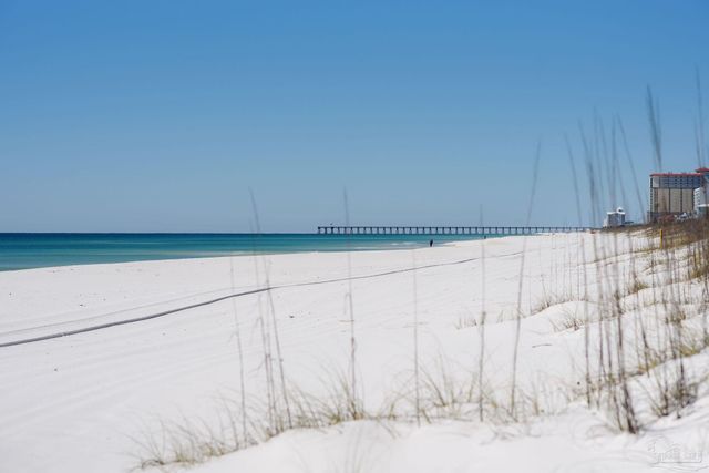 706 Via Deluna Dr, Pensacola Beach, FL 32561