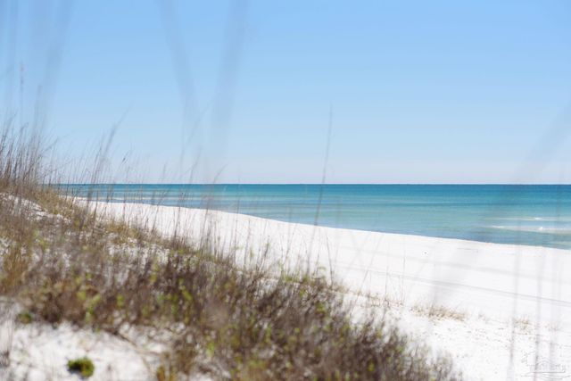 706 Via Deluna Dr, Pensacola Beach, FL 32561