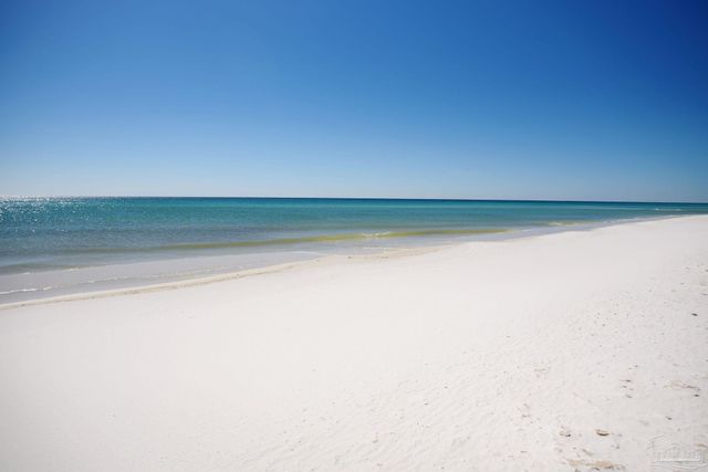 706 Via Deluna Dr, Pensacola Beach, FL 32561