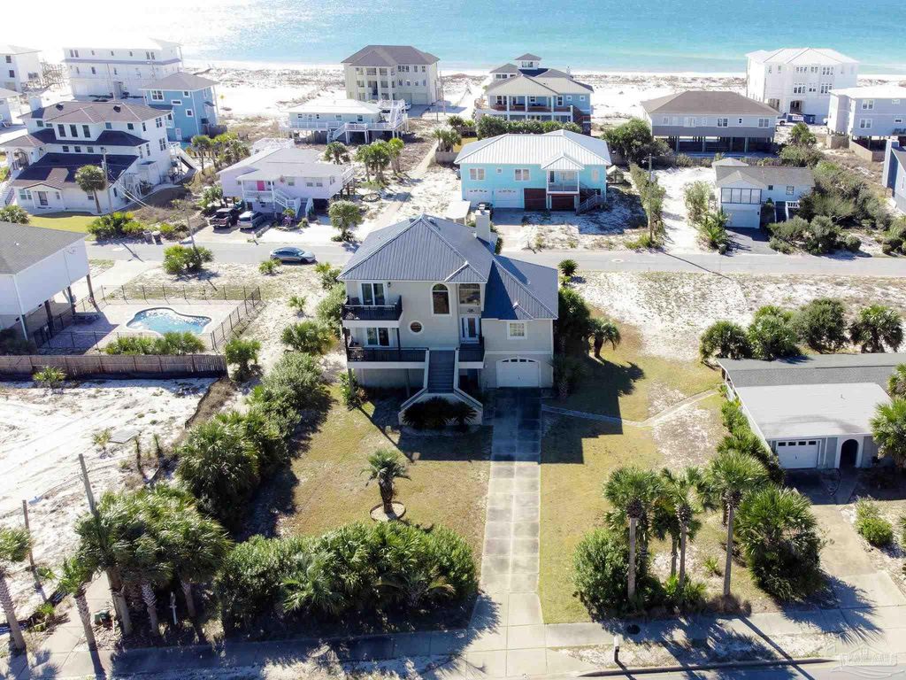 706 Via Deluna Dr, Pensacola Beach, FL 32561