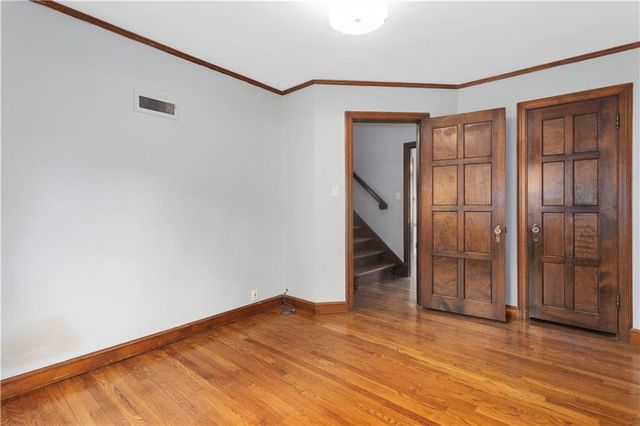 3200 EVERETT Avenue, Kansas City, KS 66102