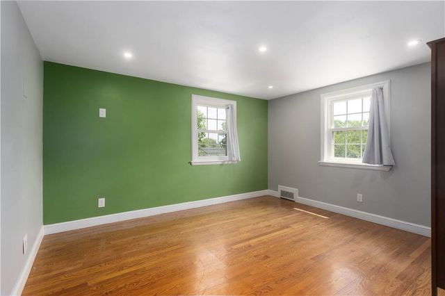 3200 EVERETT Avenue, Kansas City, KS 66102