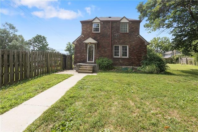 3200 EVERETT Avenue, Kansas City, KS 66102